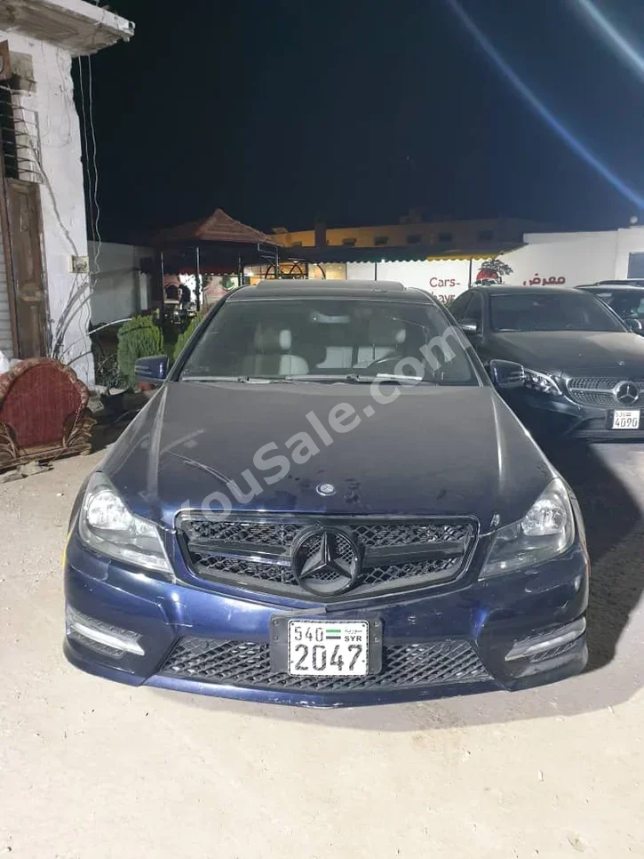 Mercedes-Benz C-Class 250 2013 Automatic 124,000 km 4 Cylinder RWD Sedan Dark Blue Gasoline