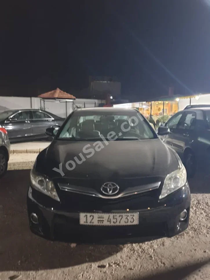 Toyota Camry 2012 Automatic 462,000 km 4 Cylinder FWD Sedan Black Hybrid