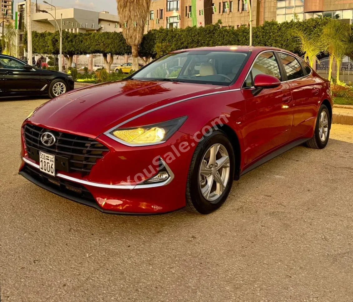 Hyundai  Sonata  2020  Automatic  109,000 km  4 Cylinder  FWD  Sedan  Red  Gasoline
