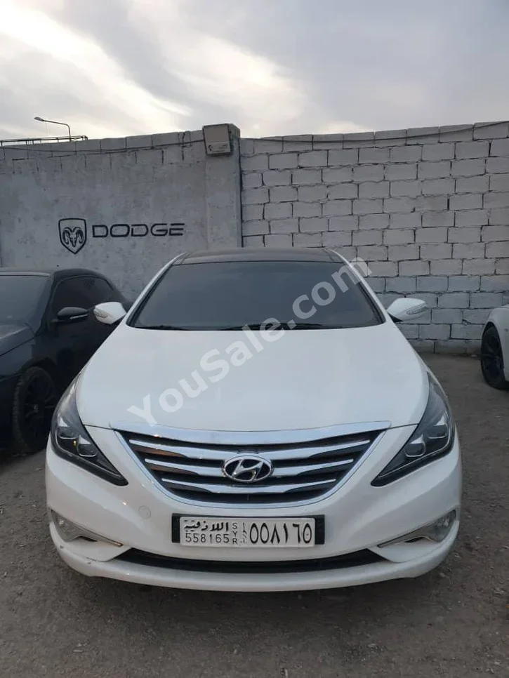 Hyundai Sonata 2014 Automatic 225,000 km 4 Cylinder FWD Sedan White Gasoline