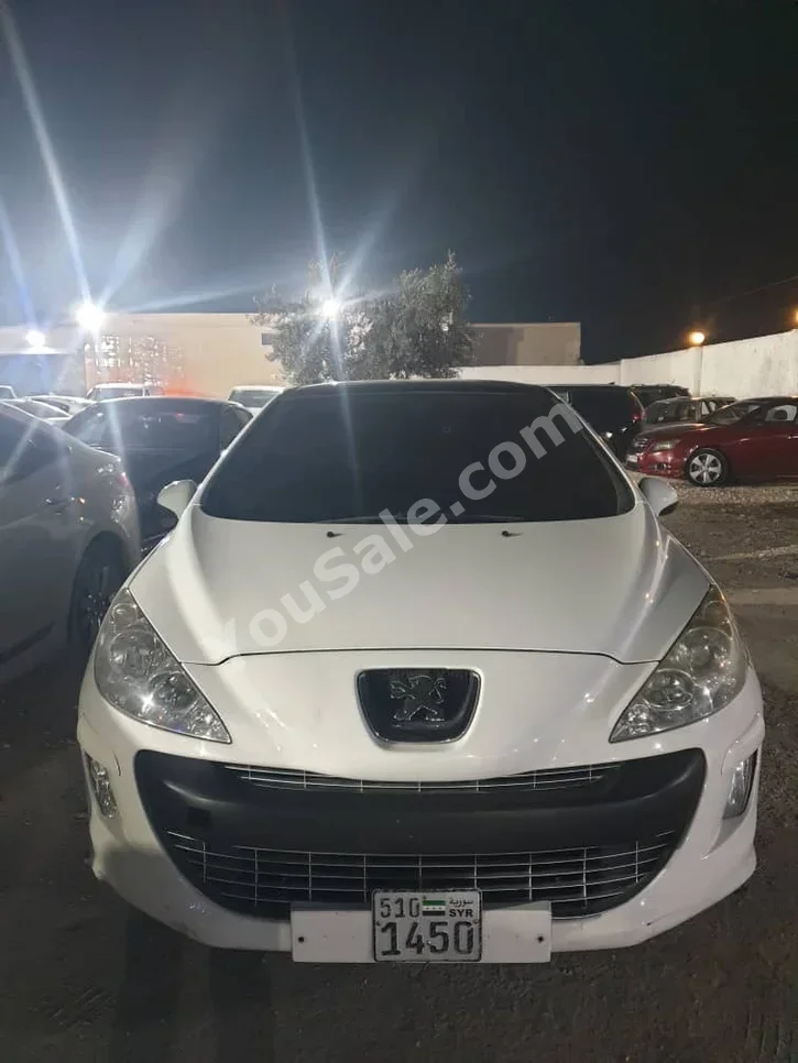 Peugeot 308 2011 Automatic 295,000 km 4 Cylinder FWD Hatchback White Gasoline