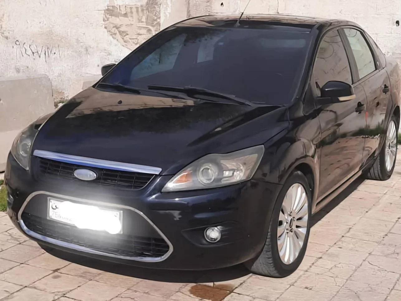 Ford Focus 2010 Automatic 156,000 km 4 Cylinder FWD Sedan Black Gasoline