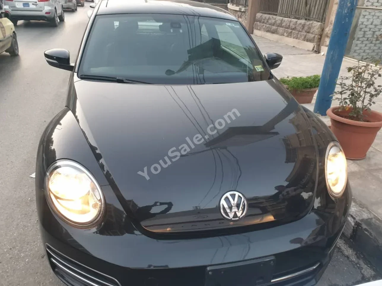 Volkswagen Beetle 2019 Automatic 41,000 km 4 Cylinder FWD Coupe / Sport Black Gasoline