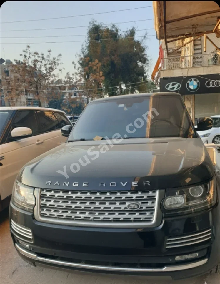 Land Rover Range Rover Vogue SE 2016 Automatic 100,000 km 6 Cylinder 4WD SUV Black Gasoline