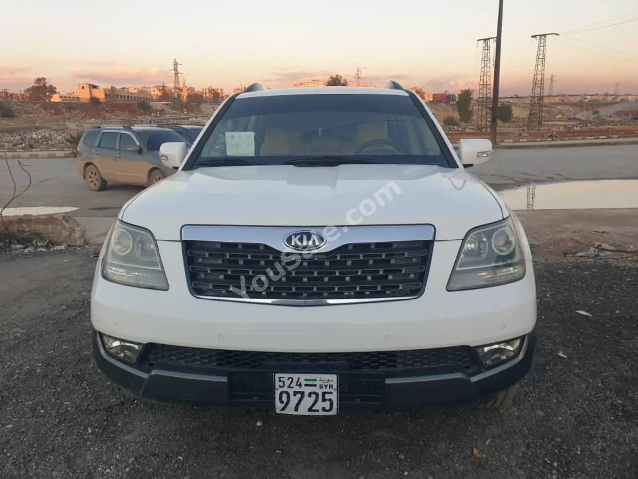 Kia Mohave 2016 Automatic 170,000 km 6 Cylinder RWD SUV White Gasoline
