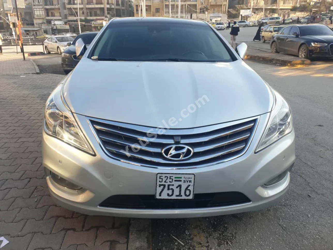 Hyundai Grandeur 2013 Automatic 150,000 km 4 Cylinder FWD Sedan Silver Gasoline