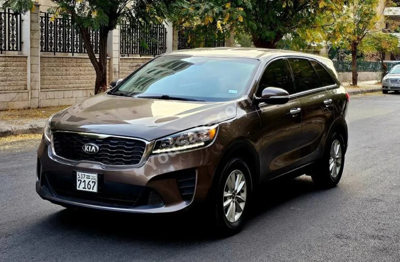 Kia  Sorento  2019  Automatic  100,000 km  4 Cylinder  AWD  SUV  Brown  Gasoline