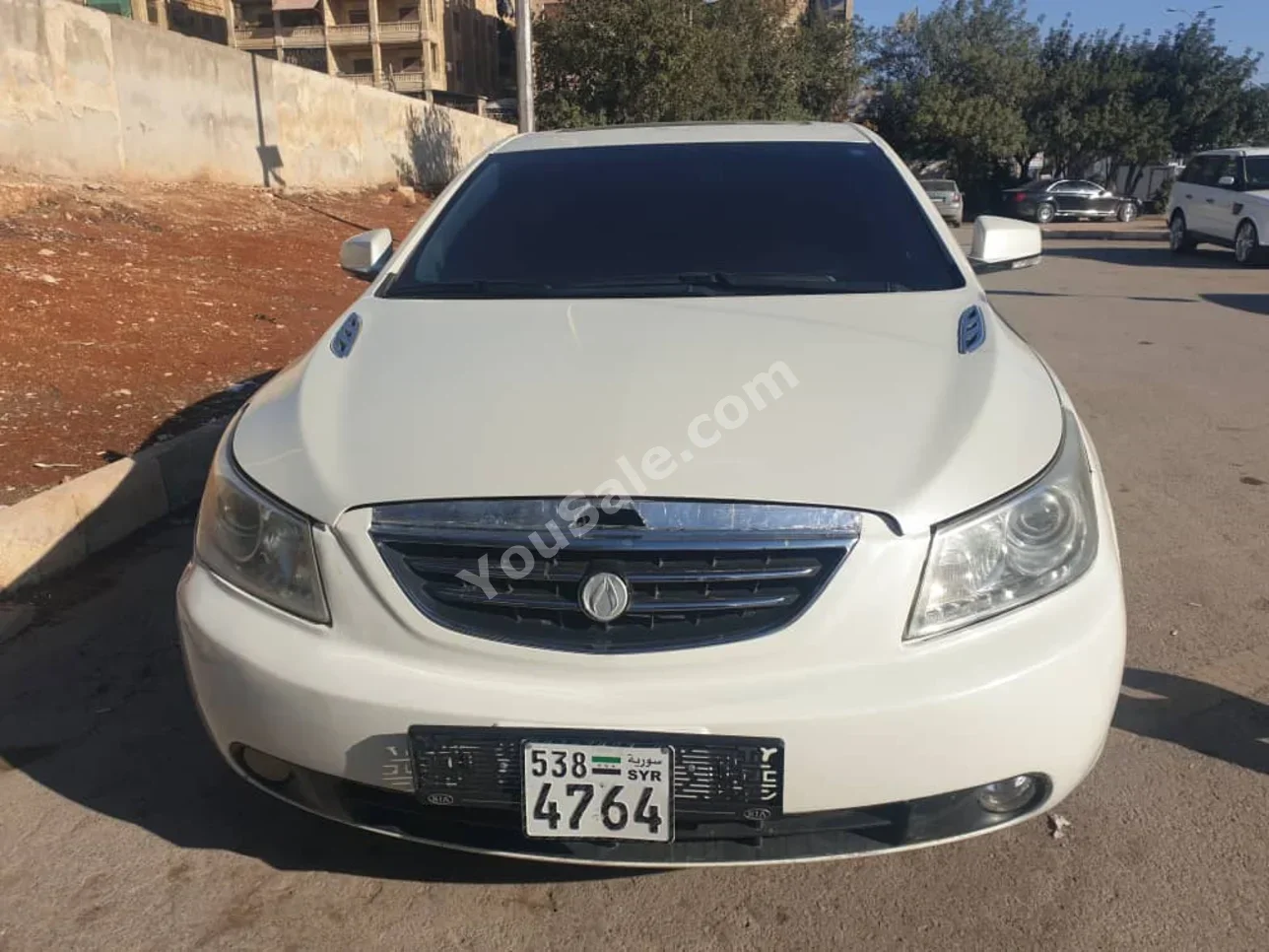 Daewoo  Alpheon  EL 300  2011  Automatic  135,000 km  4 Cylinder  FWD  Sedan  White  Gasoline