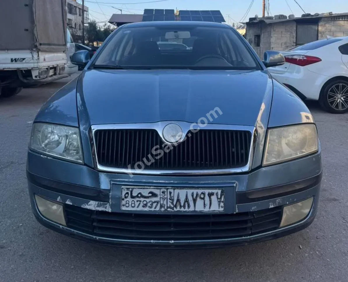 Skoda Octavia 2009 Automatic 210,000 km 4 Cylinder FWD Sedan Blue Gasoline