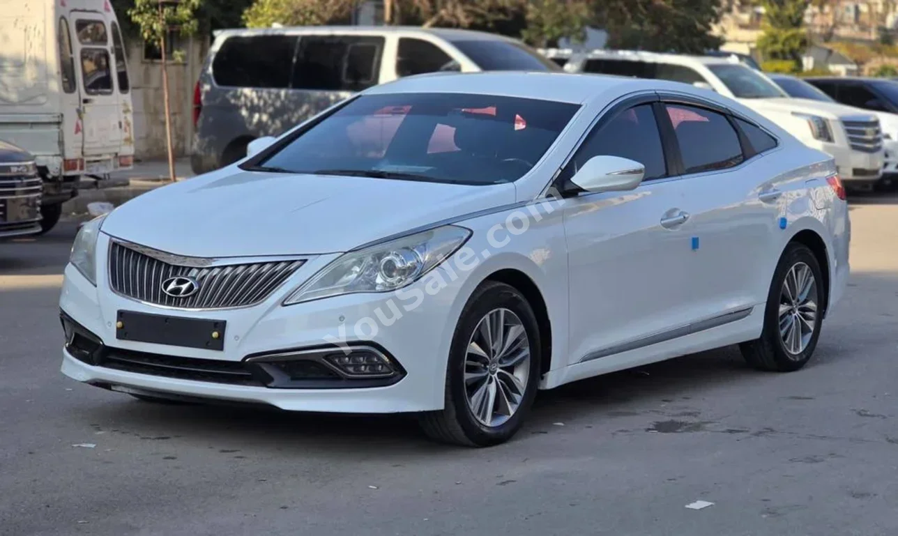 Hyundai Azera 2015 Automatic 156,000 km 6 Cylinder FWD Sedan White Gasoline