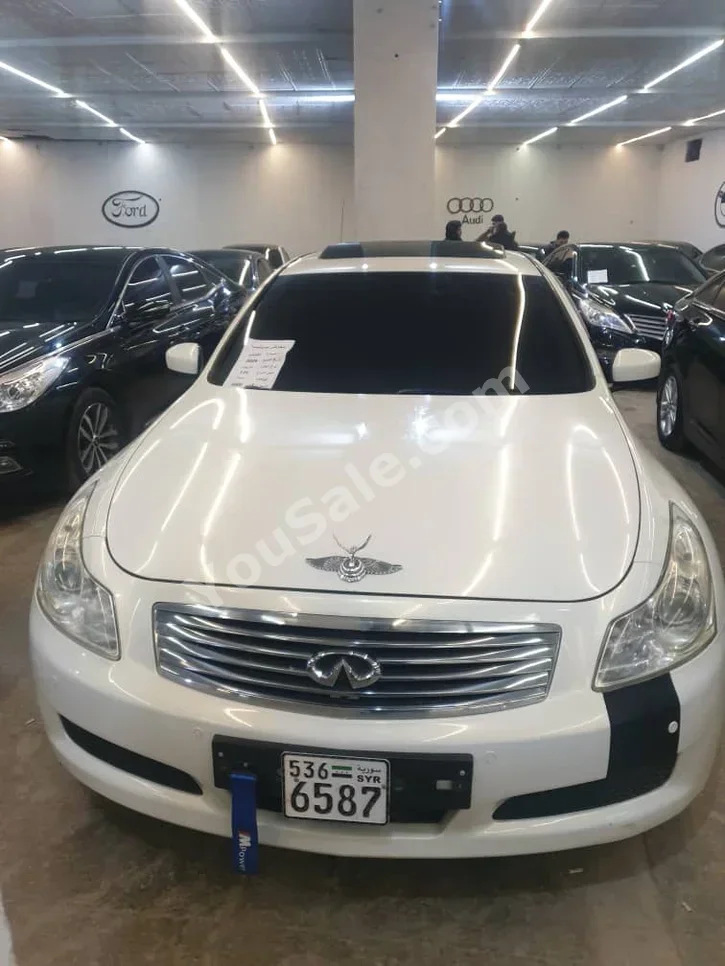 انفنيتي  جي  37S  2009  اتوماتيك  120,000 كم  4 سلندر  دفع أمامي  سيدان  أبيض  بنزين