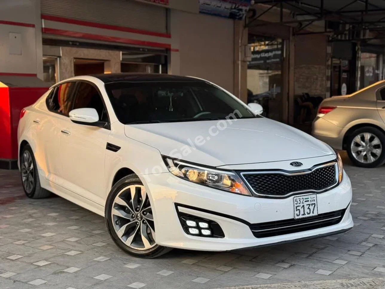 Kia  K5  2015  Automatic  140,000 km  4 Cylinder  FWD  Sedan  White  Gasoline