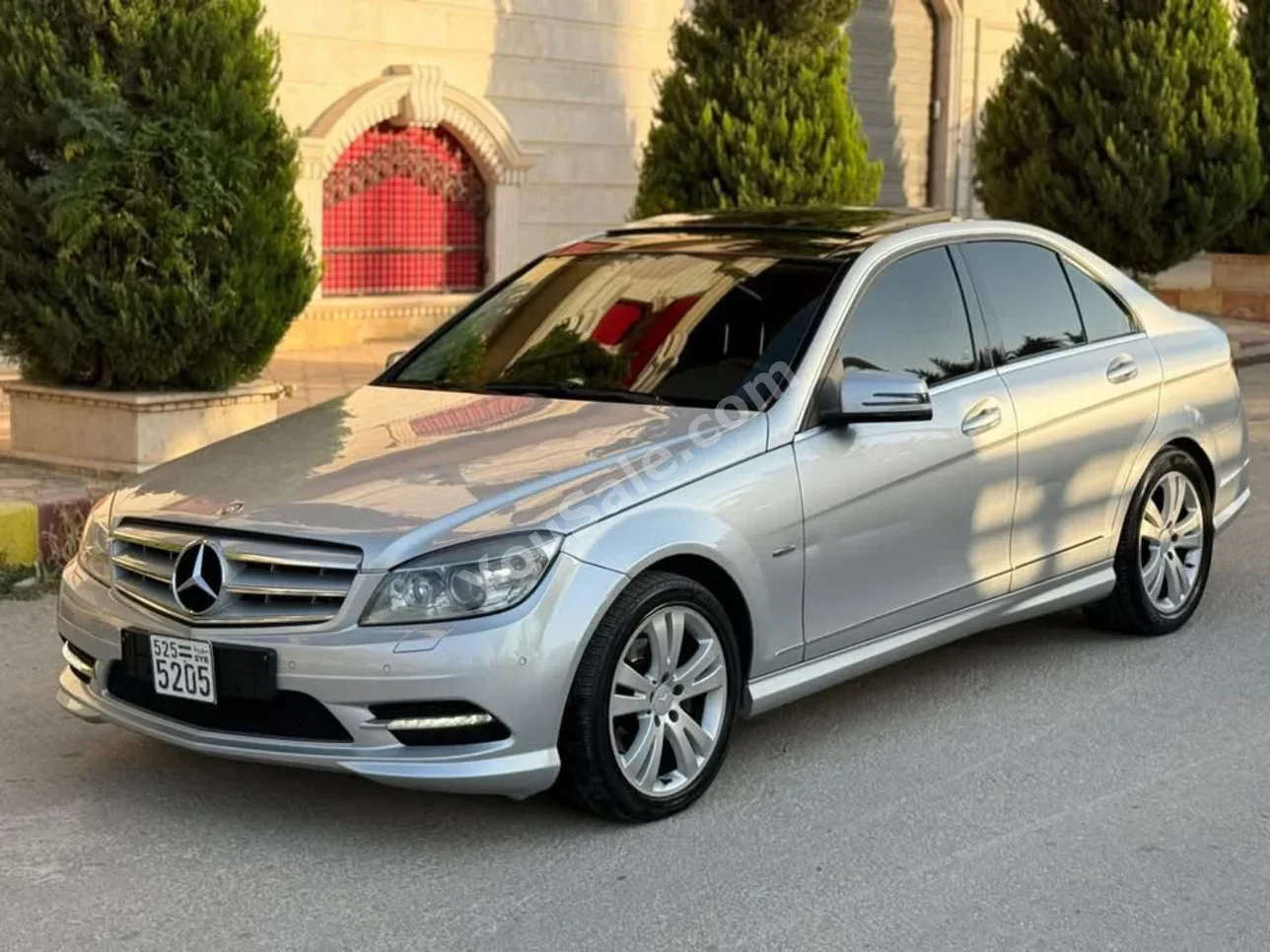 Mercedes-Benz  C-Class  200  2011  Automatic  144,000 km  4 Cylinder  RWD  Sedan  Silver  Gasoline