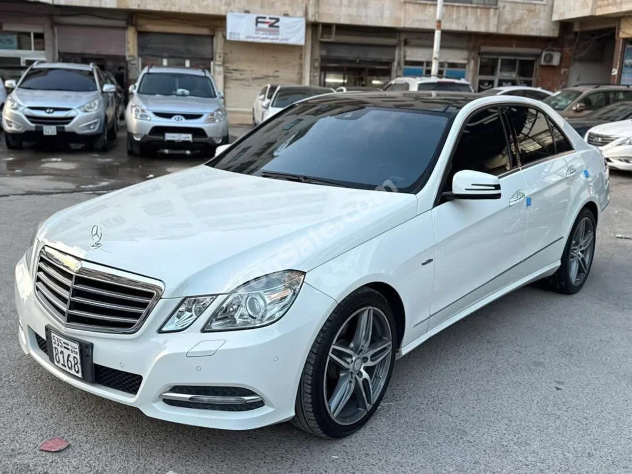 Mercedes-Benz E-Class 350 2012 Automatic 160,000 km 6 Cylinder RWD Sedan White Gasoline
