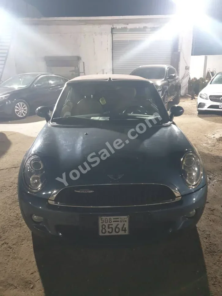 Mini Cooper S 2010 Automatic 166,000 km 4 Cylinder FWD Coupe / Sport Dark Blue Gasoline