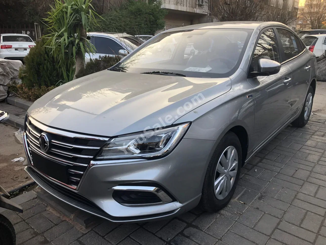 MG 5 2025 Automatic 0 km 4 Cylinder FWD Sedan Gray Hybrid
