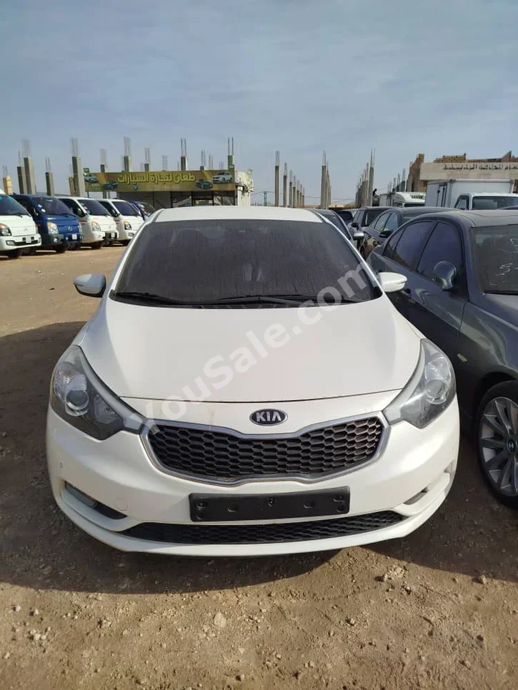 Kia  K3  2015  Automatic  163,000 km  4 Cylinder  FWD  Sedan  White  Gasoline