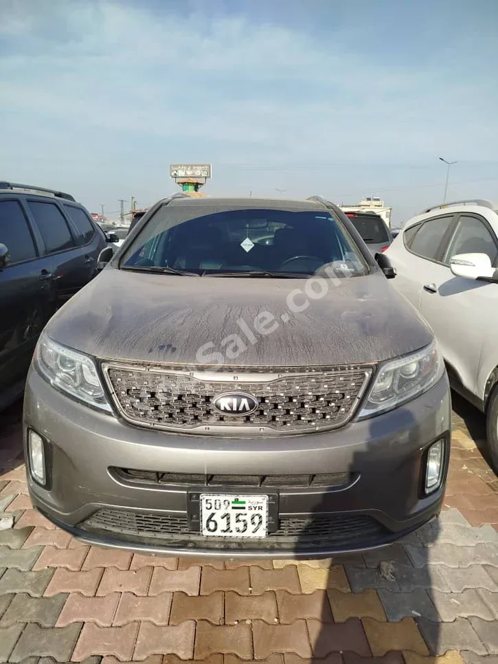 Kia Sorento 2015 Automatic 200,000 km 6 Cylinder 4WD SUV Gray Gasoline