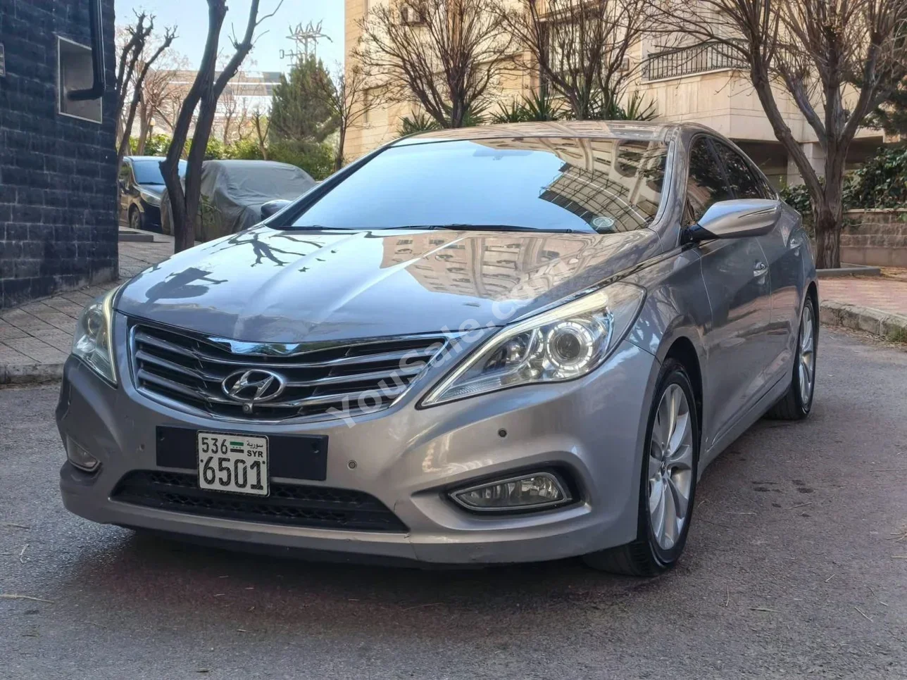 Hyundai  Azera  2011  Automatic  147,000 km  6 Cylinder  FWD  Sedan  Silver  Gasoline