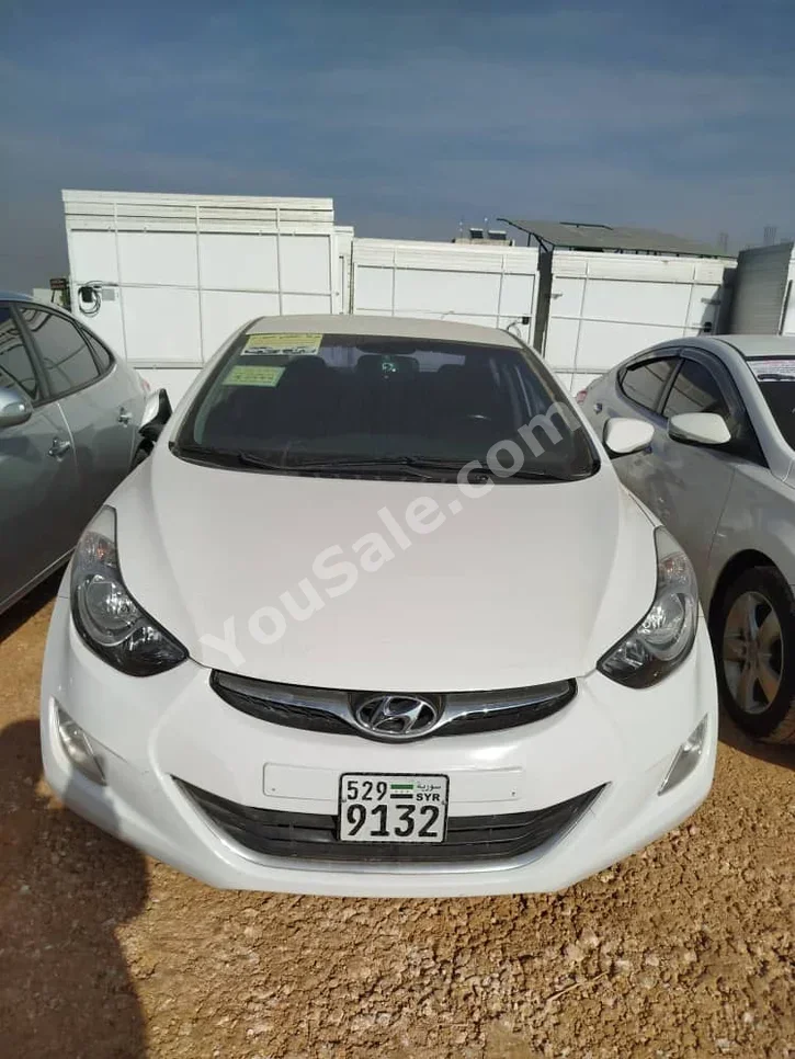 Hyundai Avante 2013 Automatic 120,000 km 4 Cylinder FWD Sedan White Gasoline