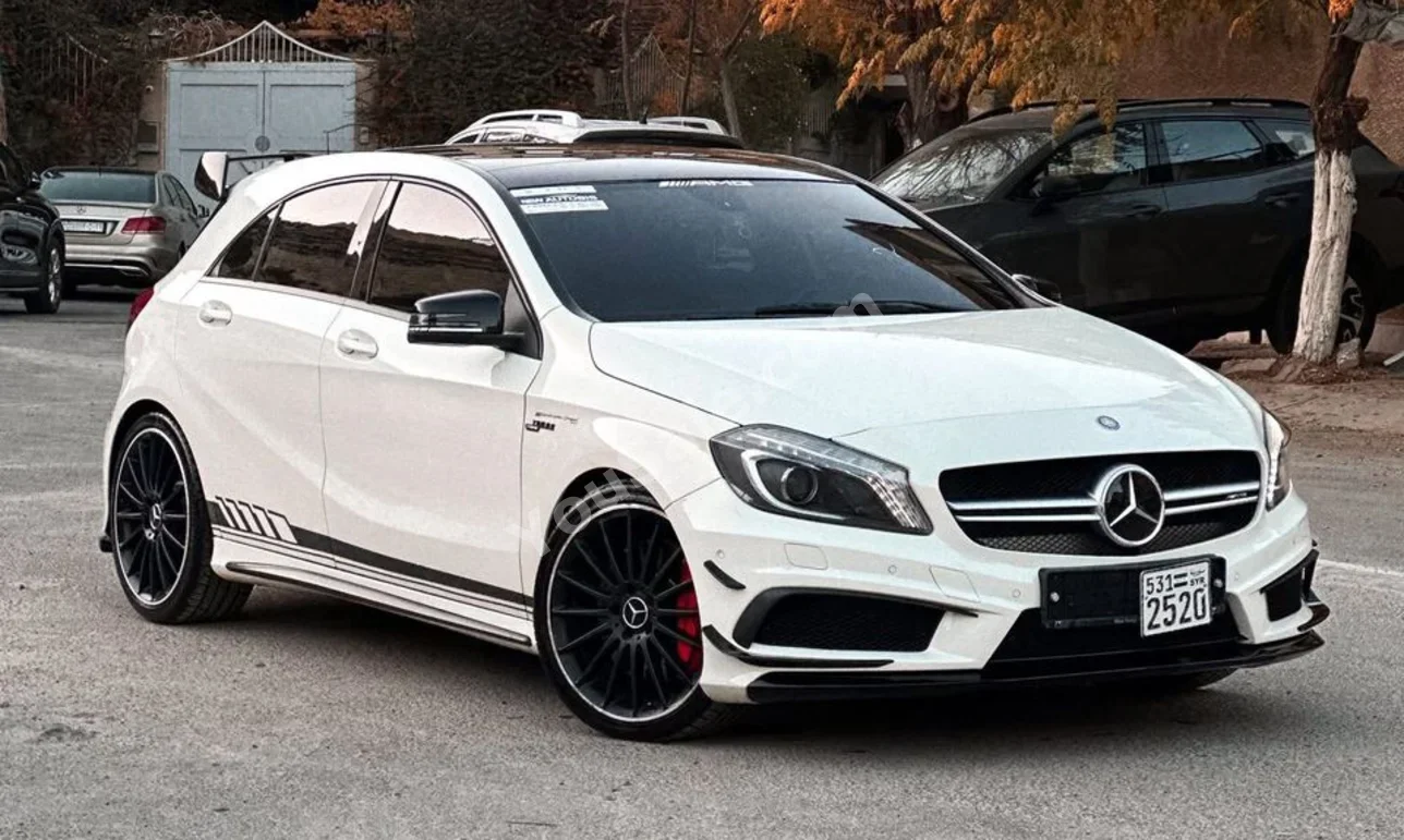 Mercedes-Benz  A-Class  45 AMG  2015  Automatic  130,000 km  4 Cylinder  RWD  Hatchback  White  Gasoline