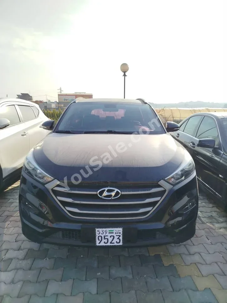 Hyundai Tucson 2016 Automatic 150,000 km 4 Cylinder FWD SUV Black Gasoline