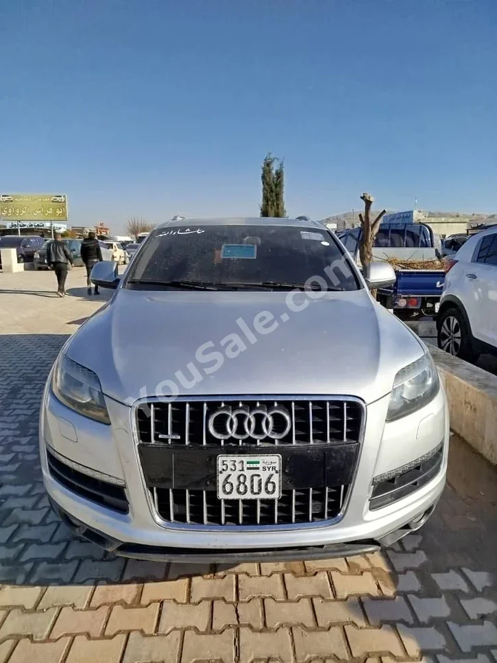 Audi  Q7  3.0  2012  Automatic  241,000 km  6 Cylinder  4WD  SUV  Silver  Diesel