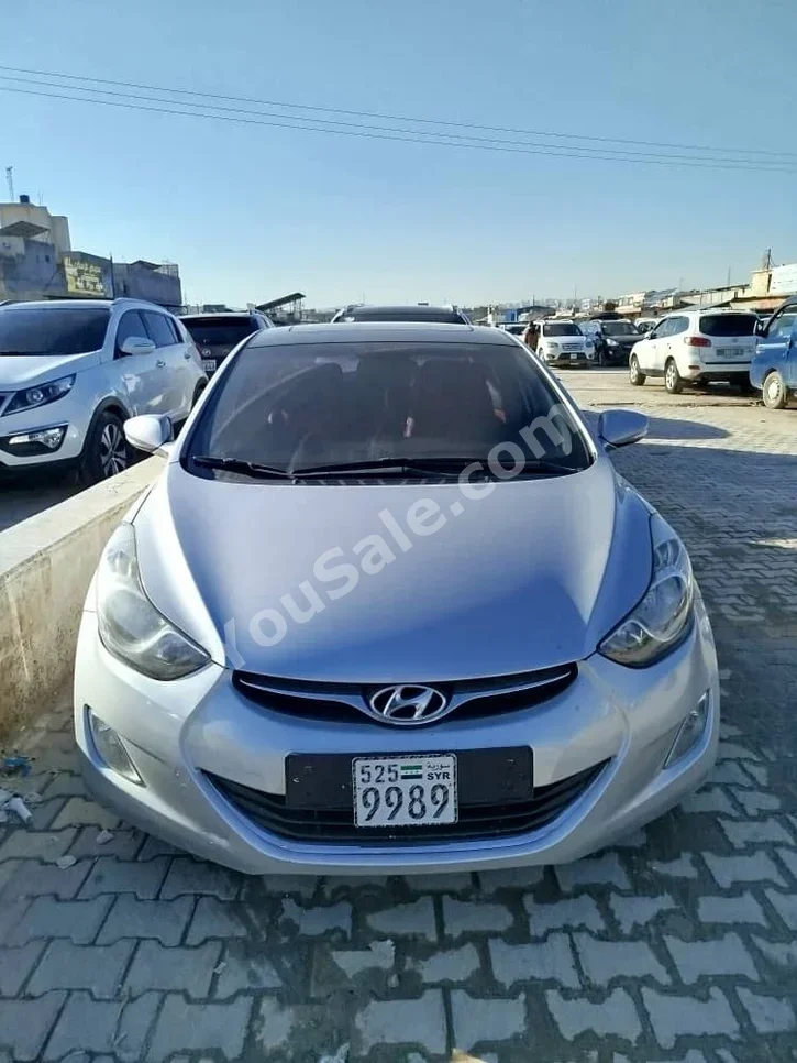 Hyundai Avante 2011 Automatic 108,000 km 4 Cylinder FWD Sedan Silver Gasoline