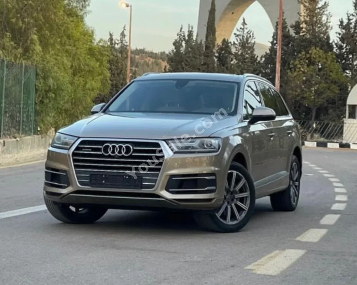 Audi  Q7  2018  Automatic  188,000 km  6 Cylinder  AWD  SUV  Gold  Gasoline