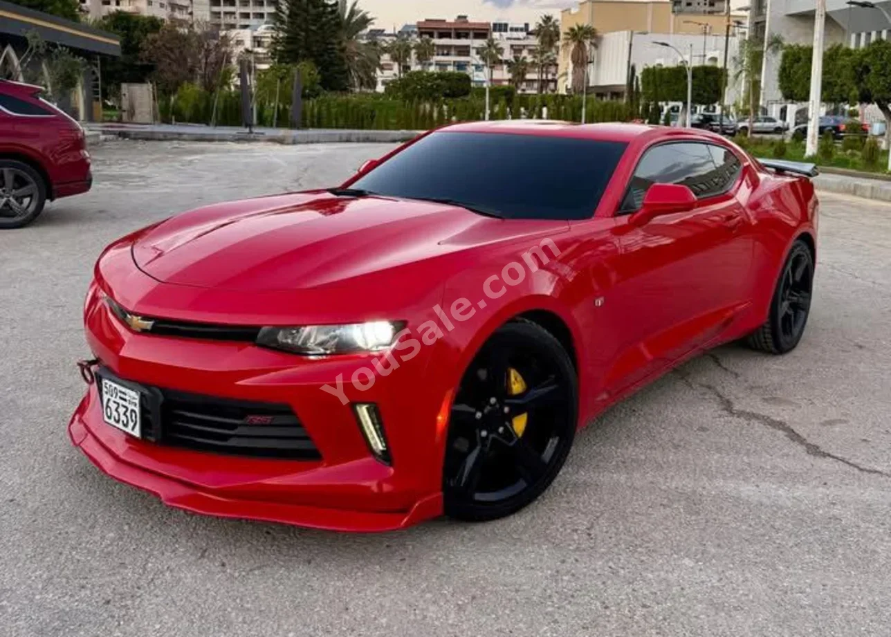 شفروليه  كمارو  2016  اتوماتيك  166,000 كم  6 سلندر  دفع خلفي  كوبيه \ سبورت  أحمر  بنزين