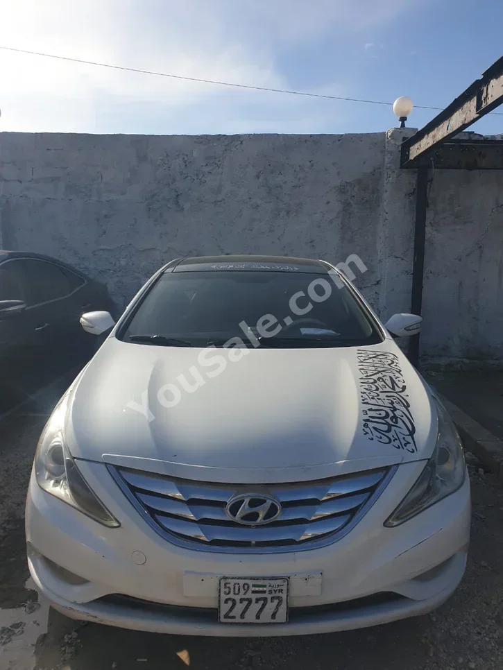 Hyundai Sonata 2011 Automatic 136,000 km 4 Cylinder FWD Sedan White Gasoline