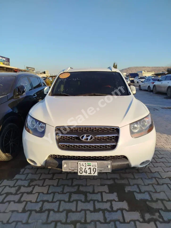 Hyundai  Santa Fe  2008  Automatic  170,000 km  4 Cylinder  FWD  SUV  White  Diesel