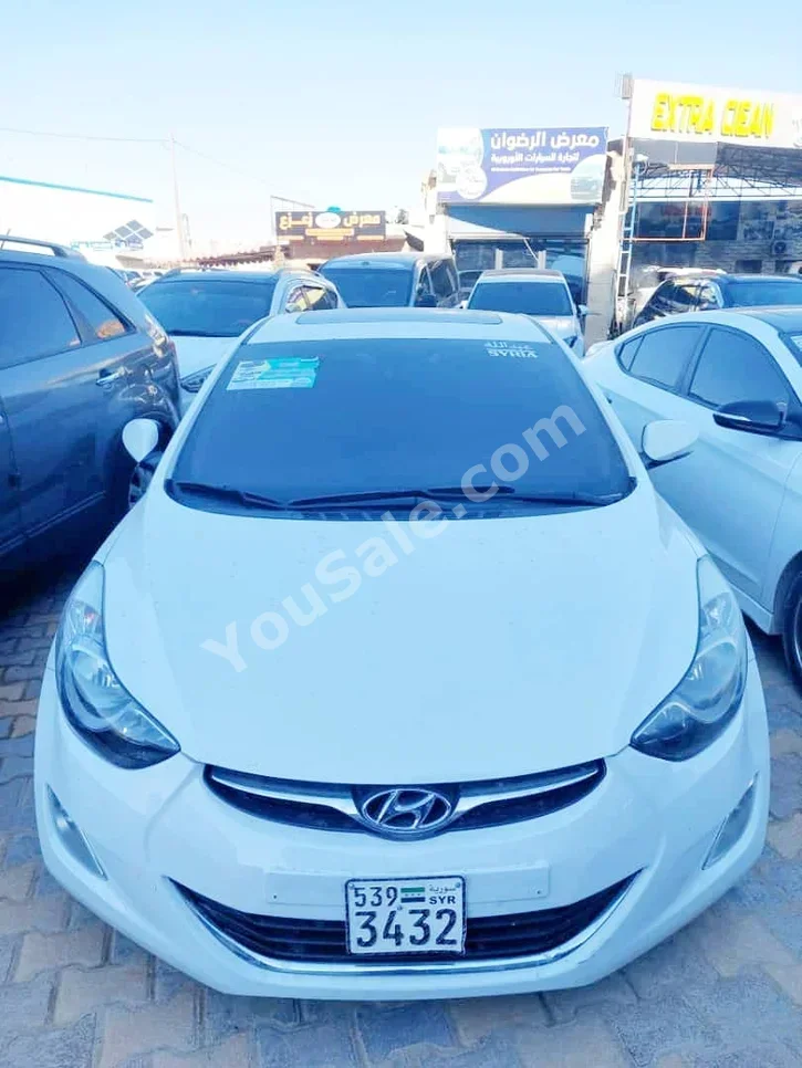 Hyundai  Avante  2012  Automatic  130,000 km  4 Cylinder  FWD  Sedan  White  Gasoline