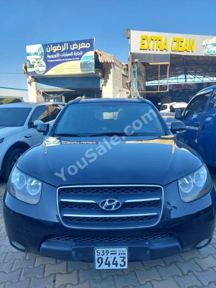 Hyundai Santa Fe 2009 Automatic 200,000 km 4 Cylinder FWD SUV Black Gasoline