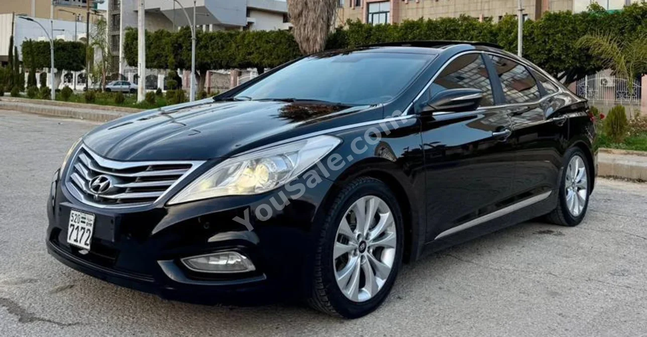 Hyundai Azera 2011 Automatic 140,000 km 6 Cylinder FWD Sedan Black Gasoline