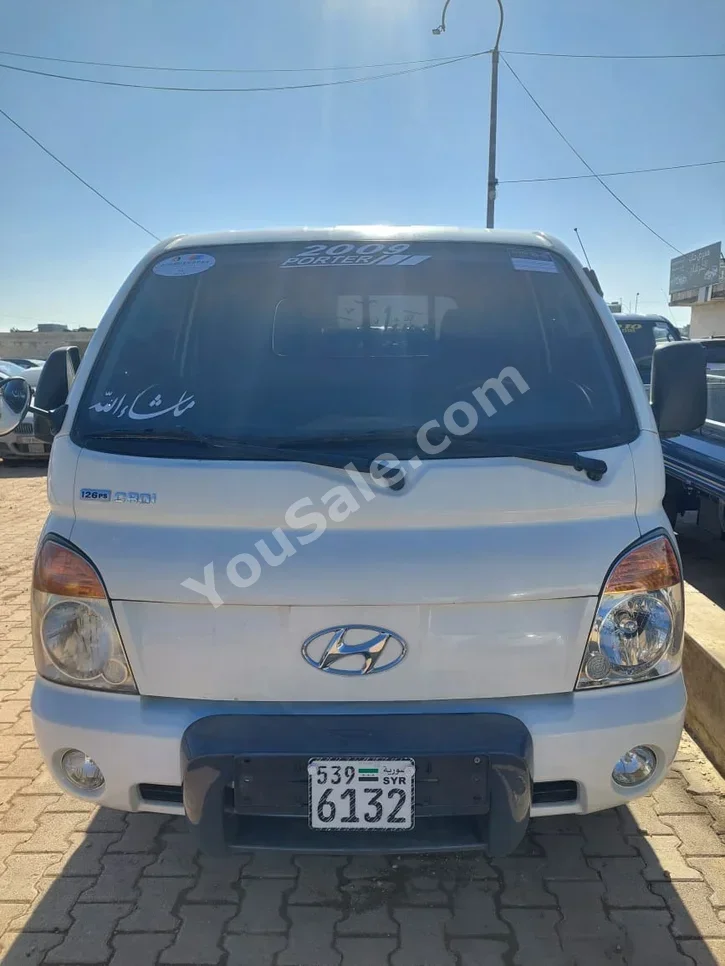 Hyundai Porter Porter 2011 Manual 115,000 km 4 Cylinder RWD Pick Up White Diesel