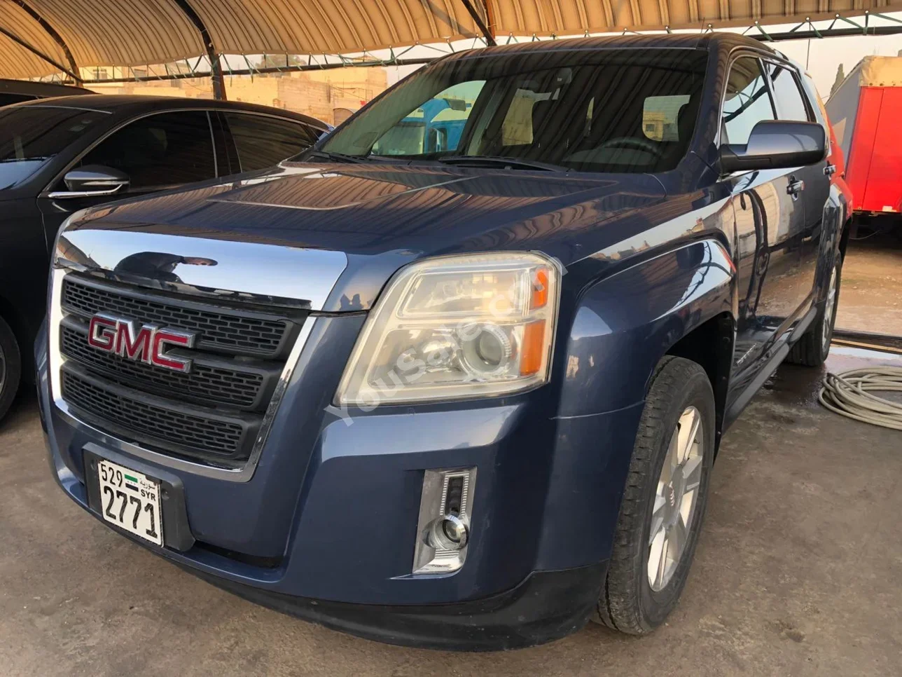 GMC  Classic  2011  Automatic  176,000 km  6 Cylinder  AWD  SUV  Blue  Gasoline