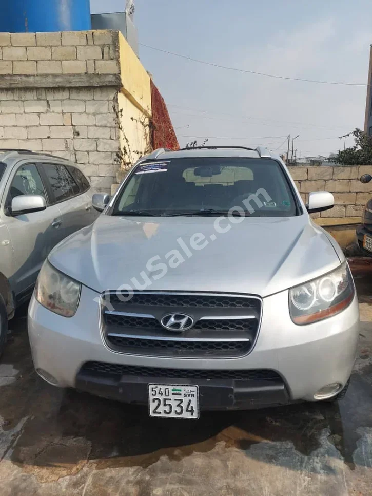 Hyundai Santa Fe 2007 Automatic 113,000 km 4 Cylinder FWD SUV Silver Diesel