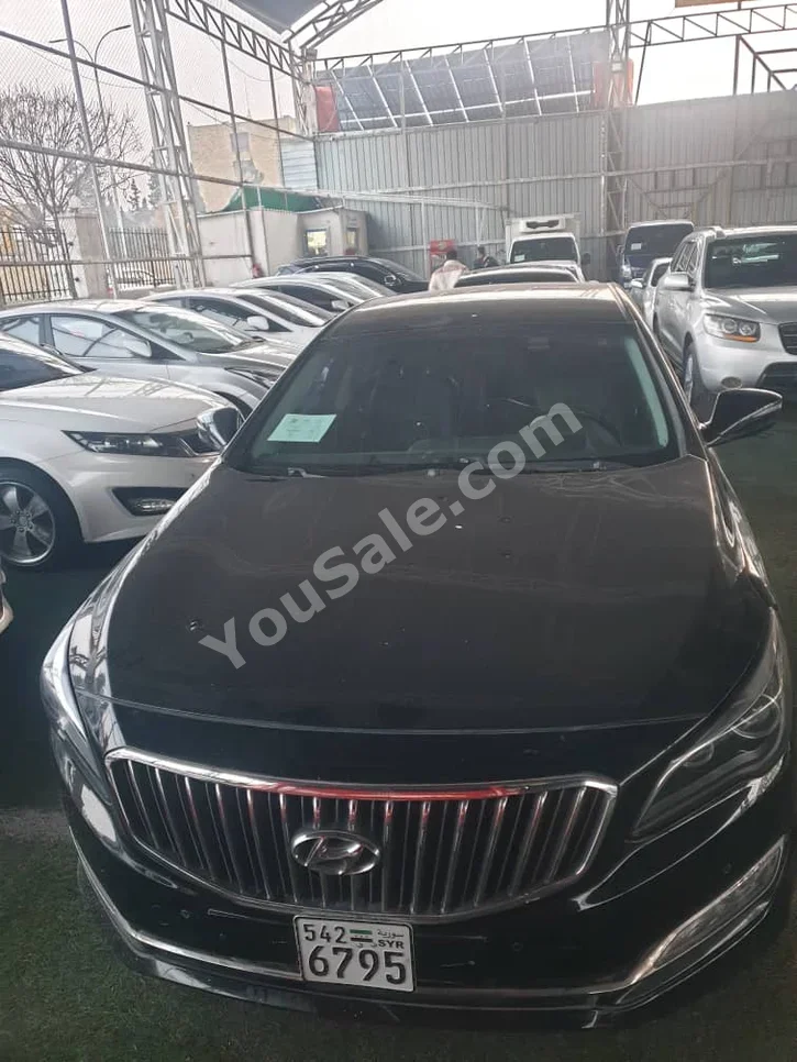 Hyundai Aslan G330 2015 Automatic 188,000 km 6 Cylinder RWD Sedan Black Gasoline
