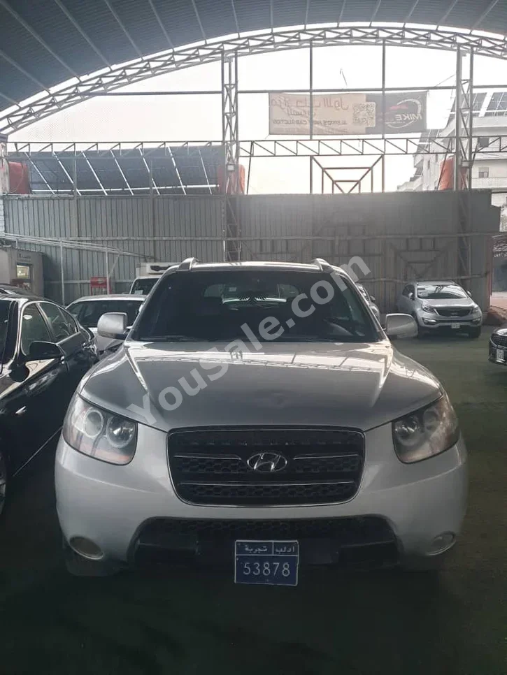 Hyundai Santa Fe 2010 Automatic 118,000 km 4 Cylinder FWD SUV Silver Diesel