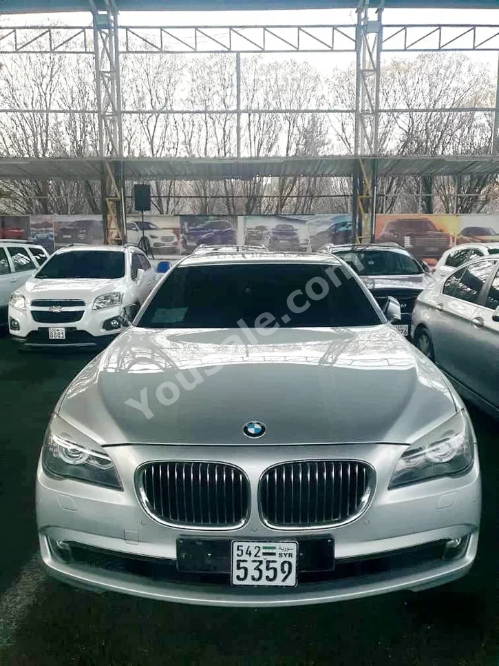 BMW 7-Series 730 I 2012 Automatic 292,000 km 6 Cylinder RWD Sedan Silver Diesel