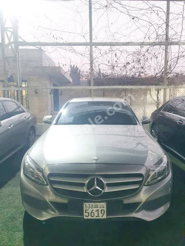 Mercedes-Benz C-Class 200 2016 Automatic 122,000 km 4 Cylinder RWD Sedan Gray Diesel