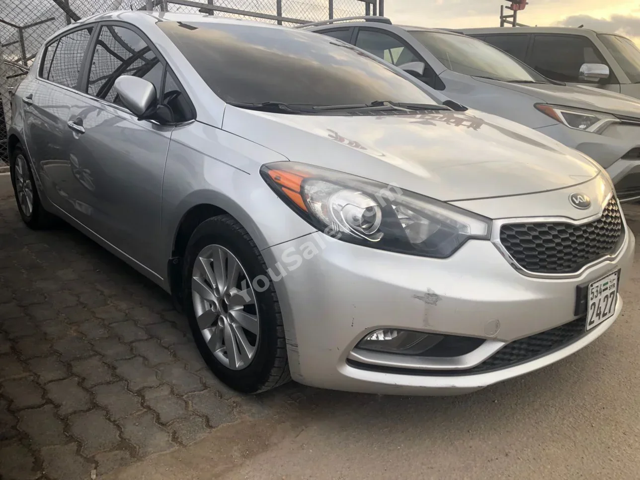 Kia Forte 2015 Automatic 117,000 km 4 Cylinder FWD Sedan Silver Gasoline
