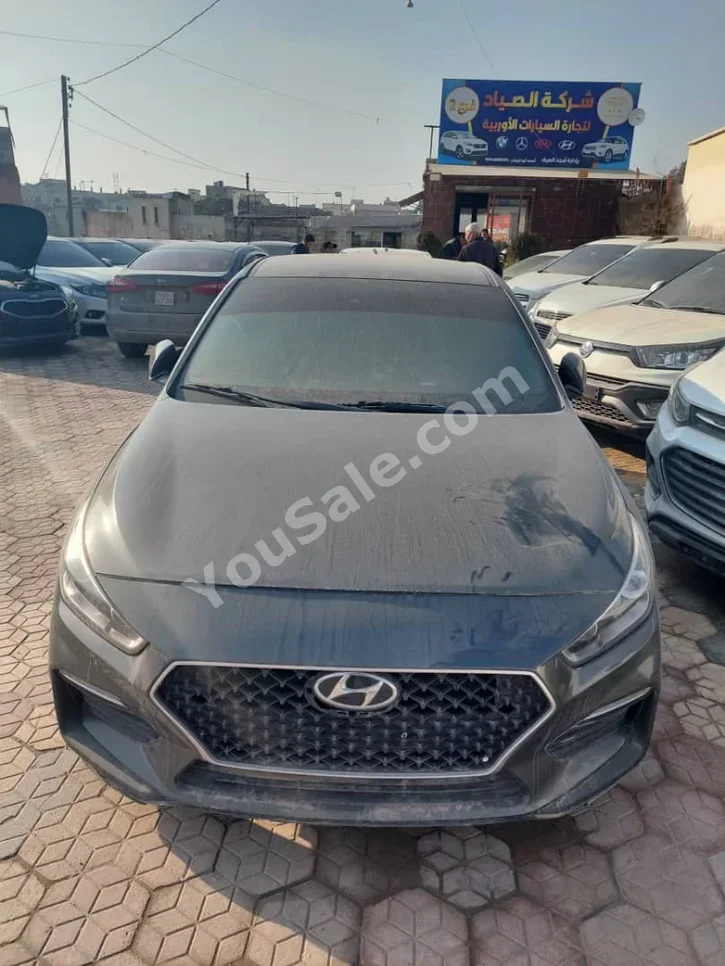 Hyundai  I  30  2020  Automatic  120,000 km  4 Cylinder  FWD  Hatchback  Gray  Gasoline