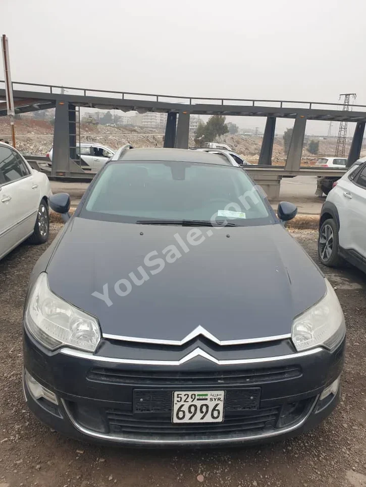 Citroen C-5 2010 Automatic 154,000 km 4 Cylinder FWD Hatchback Dark Blue Gasoline
