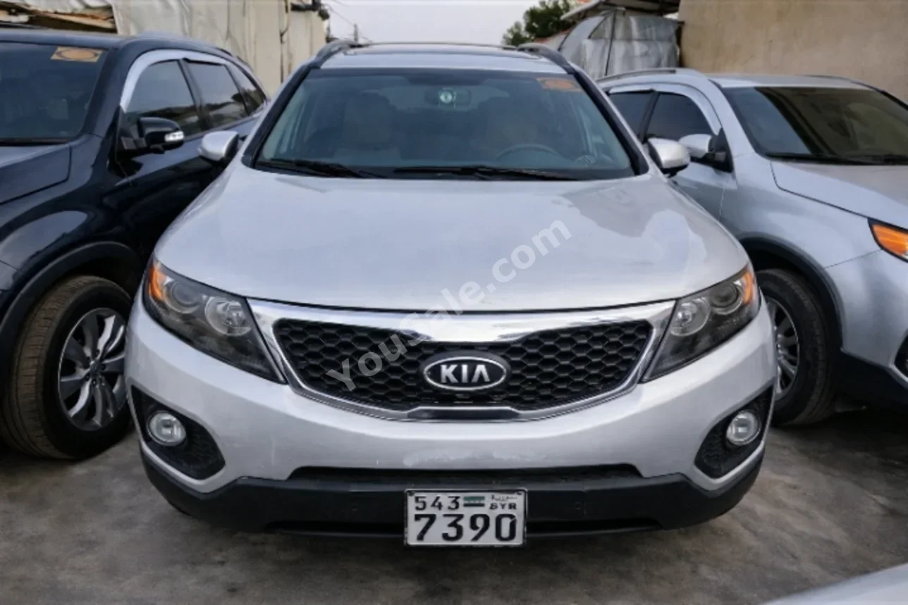 Kia  Sorento  2012  Automatic  152,000 km  4 Cylinder  FWD  SUV  Silver  Diesel