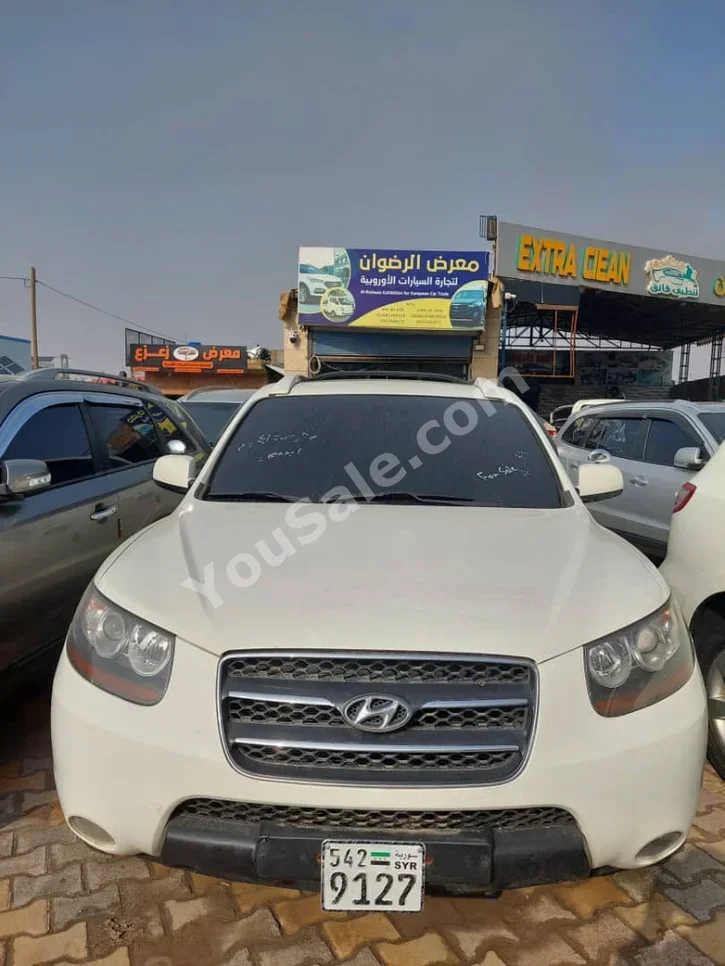 Hyundai Santa Fe 2009 Automatic 117,000 km 4 Cylinder FWD SUV White Diesel