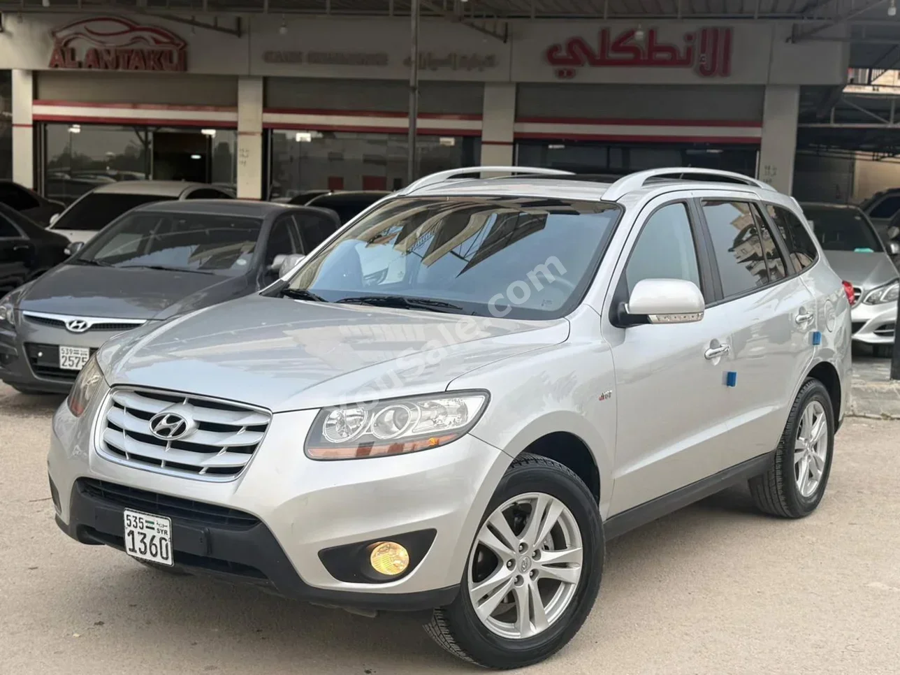 هيونداي سانتا في 2011 اتوماتيك 112,000 كم 6 سلندر دفع كلي مستمر اس يو في فضي بنزين