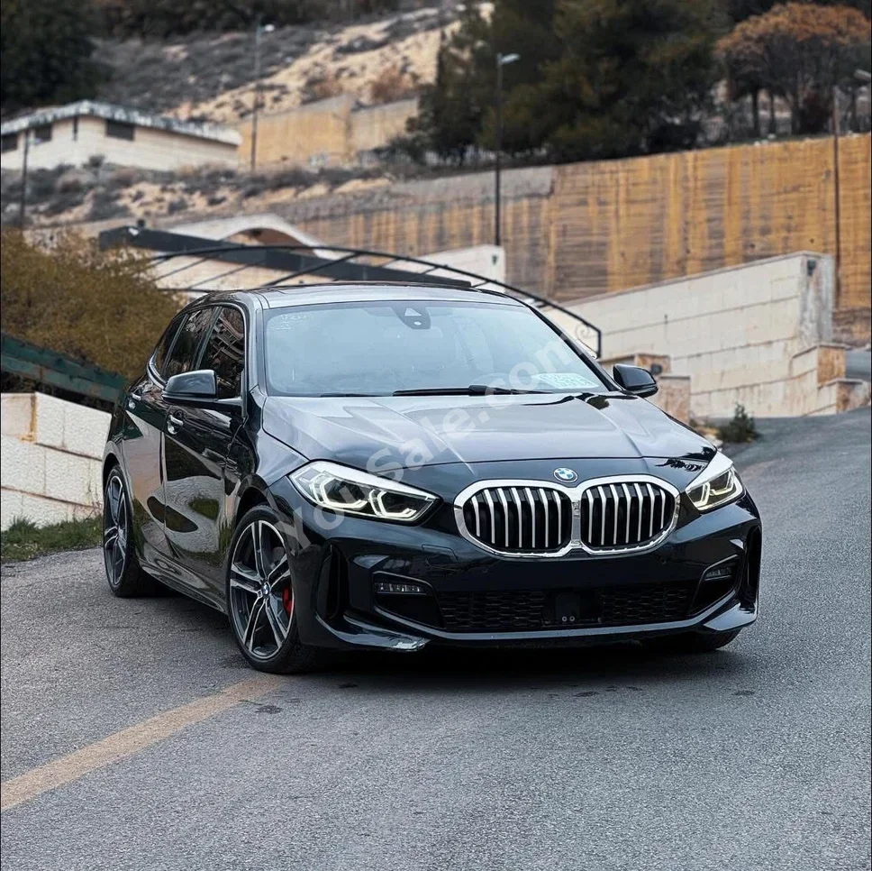 BMW 1-Series 120i 2023 Automatic 23,000 km 4 Cylinder RWD Hatchback Black Gasoline