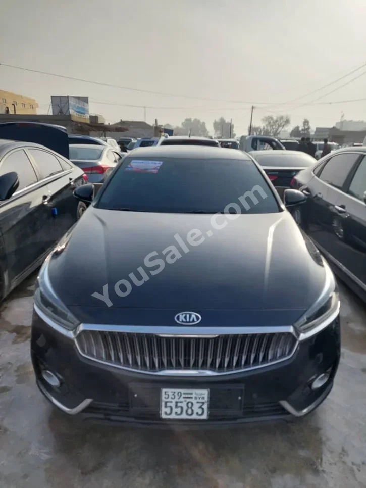 Kia K7 2017 Automatic 142,000 km 4 Cylinder FWD Sedan Black Gasoline